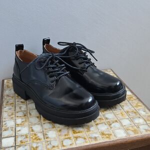 DLG Black Patent Leather Lace Up Mary Jane Shoes Size 7